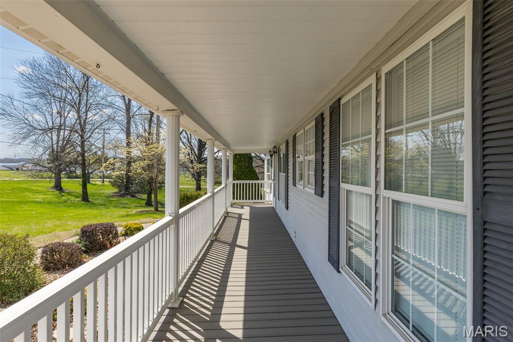 1045 Airport Road Festus, MO 63028 - Photo 18 of 57