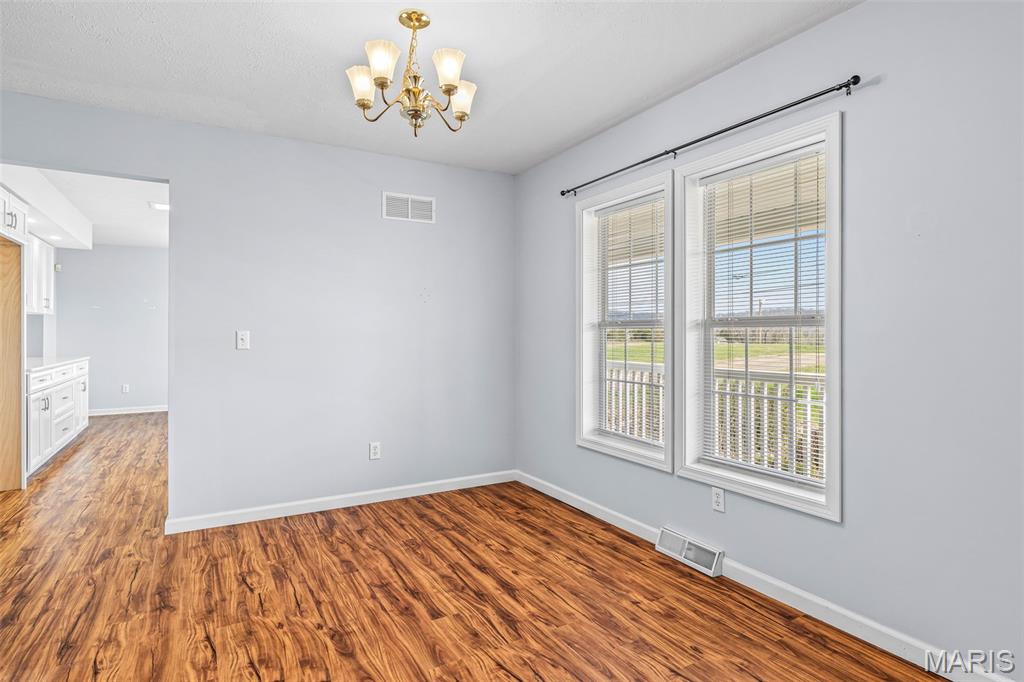 1045 Airport Road Festus, MO 63028 - Photo 24 of 57