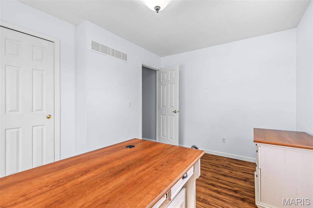 1045 Airport Road Festus, MO 63028 - Photo 40 of 57