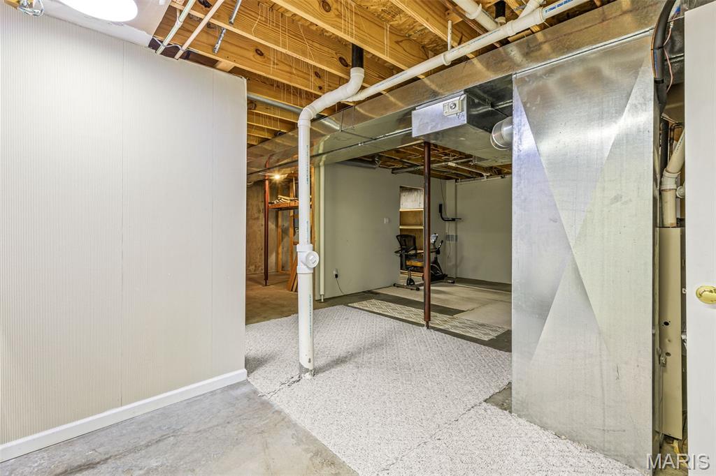 1045 Airport Road Festus, MO 63028 - Photo 52 of 57