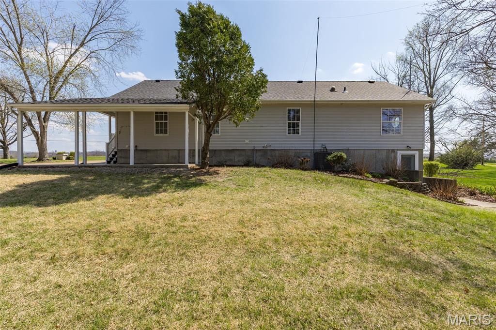 1045 Airport Road Festus, MO 63028 - Photo 6 of 57