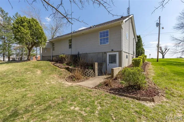 $365,000 | 1045 Airport Road, Festus, MO 63028