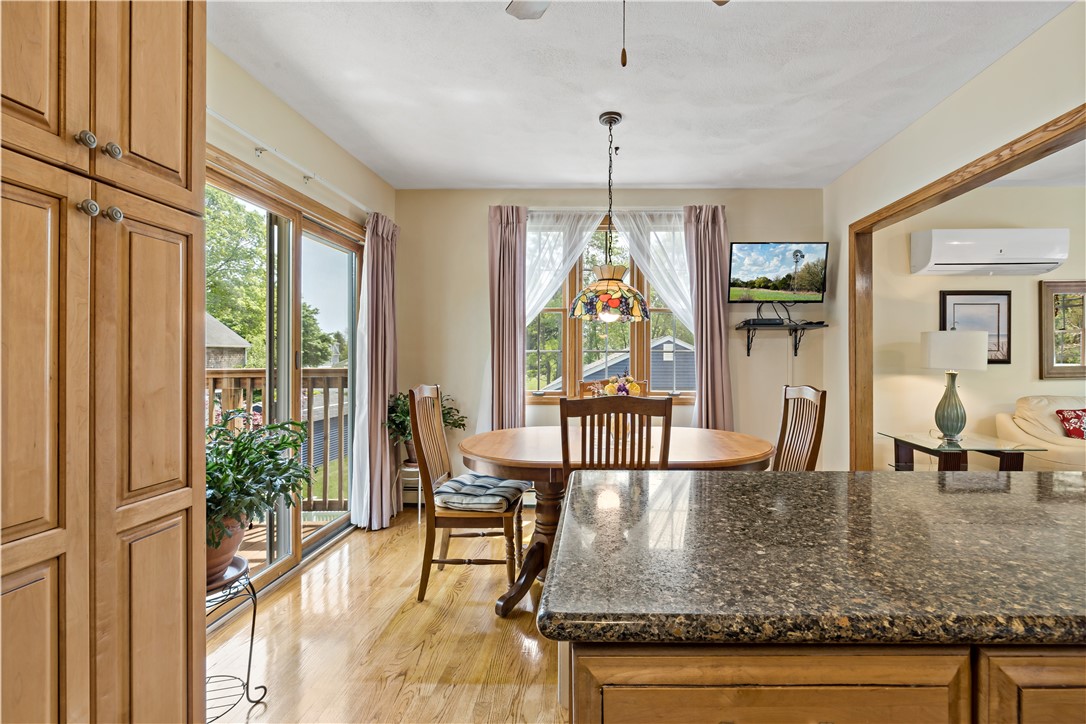 825 Middlebridge Road South Kingstown, RI 02879 - Photo 13 of 49