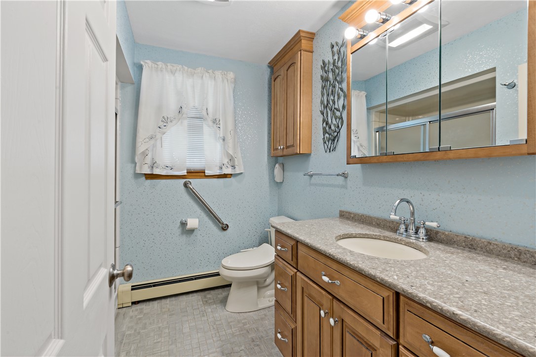 825 Middlebridge Road South Kingstown, RI 02879 - Photo 18 of 49