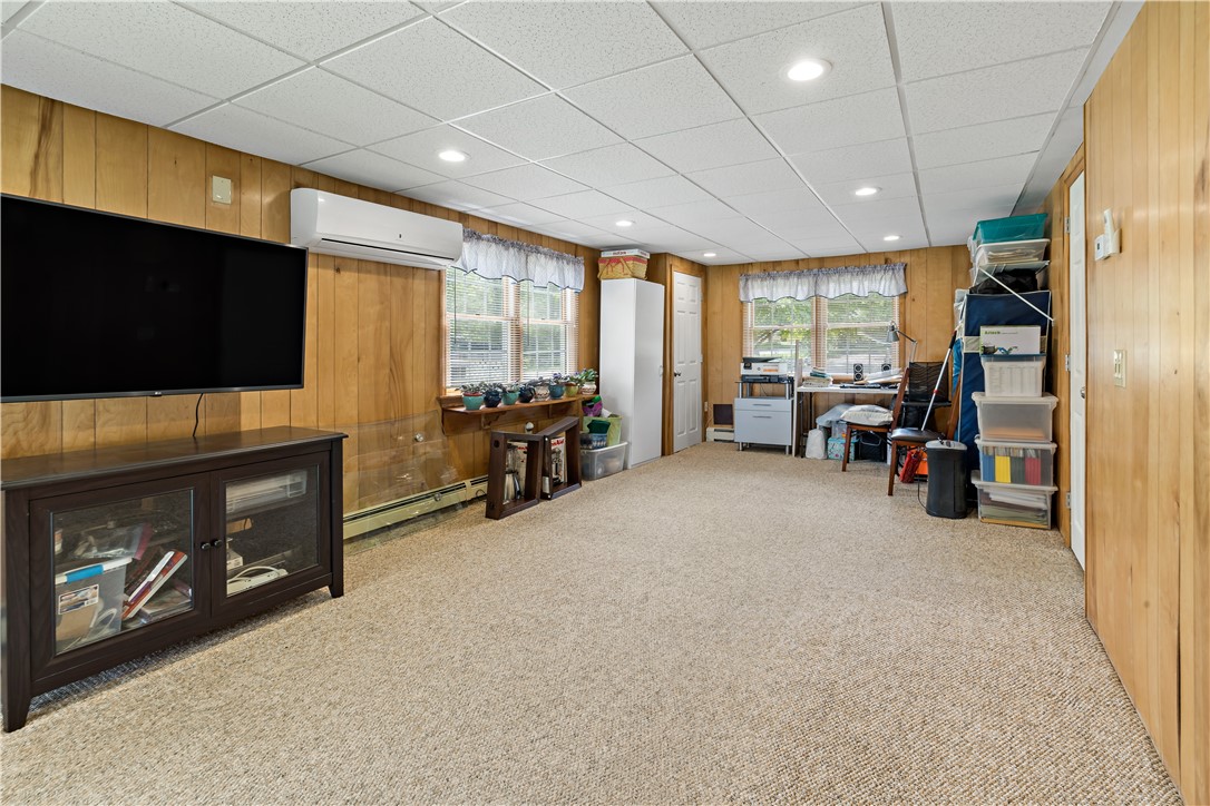 825 Middlebridge Road South Kingstown, RI 02879 - Photo 28 of 49