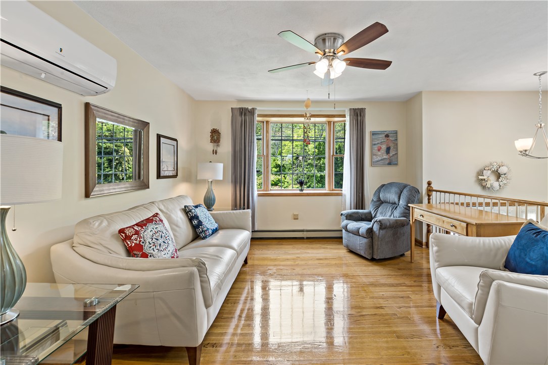 825 Middlebridge Road South Kingstown, RI 02879 - Photo 7 of 49