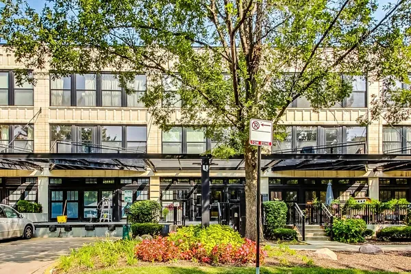 $320,000 | 1000 West 15th Street, Unit 233, Chicago, IL 60608