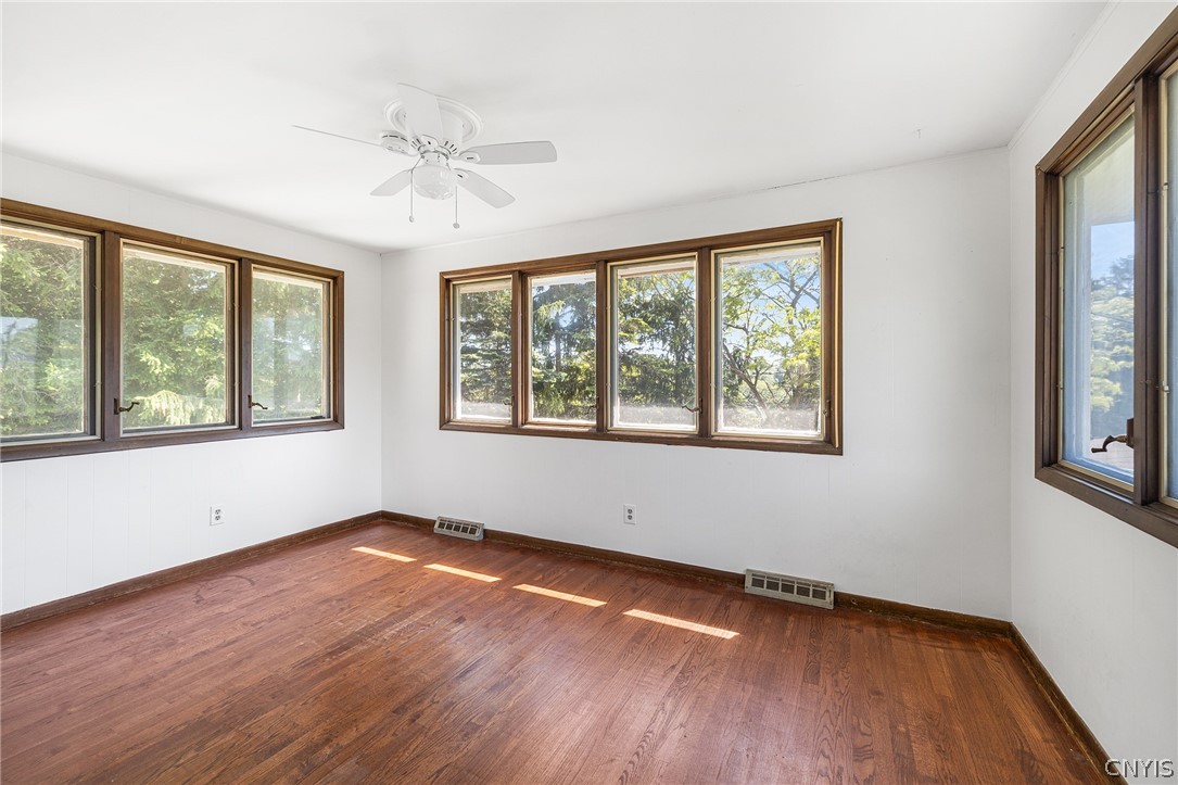 1500 Salt Springs Road Syracuse, NY 13214 - Photo 10 of 25