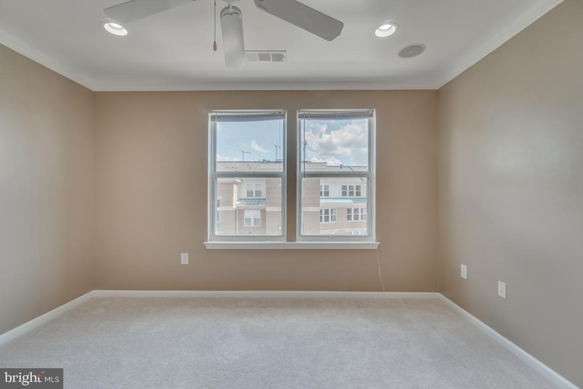 12000 Market Street, Unit 419 Reston, VA 20190 - Photo 26 of 38 Second bedroom upstairs