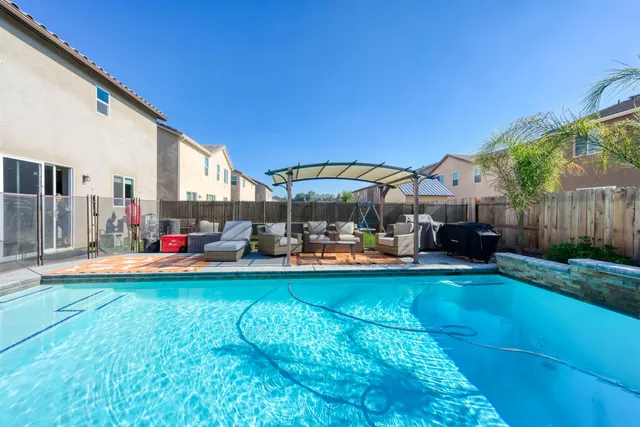 $610,000 | 6559 East Berkeley Avenue, Fresno, CA 93727