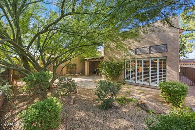 $675,999 | 11837 North 40th Place, Phoenix, AZ 85028