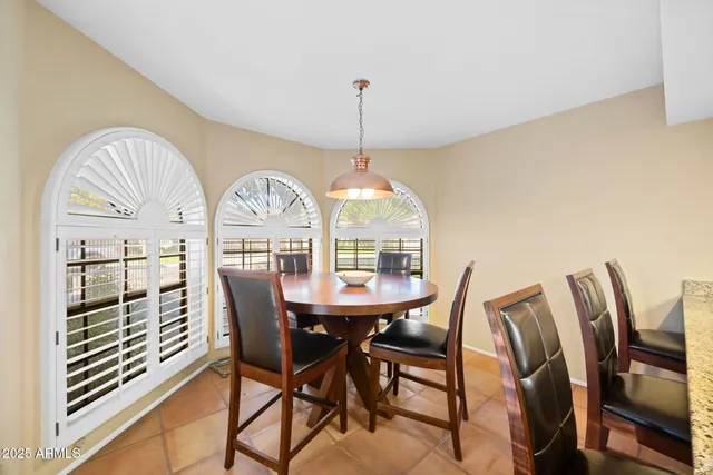 $675,999 | 11837 North 40th Place, Phoenix, AZ 85028