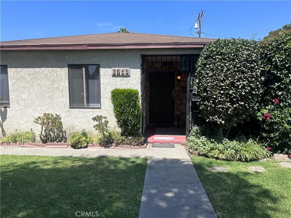 $3,300 | 3615 Caspian Avenue, Long Beach, CA 90810