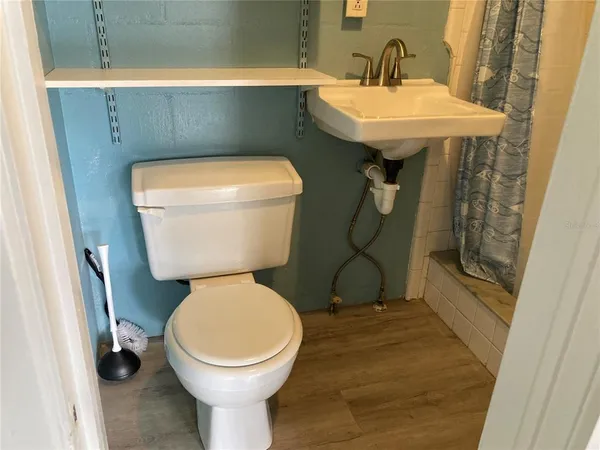 $1,095 | 3421 35th Street North, Unit A, St. Petersburg, FL 33713