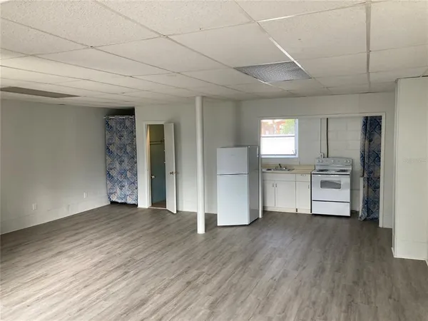 $1,095 | 3421 35th Street North, Unit A, St. Petersburg, FL 33713