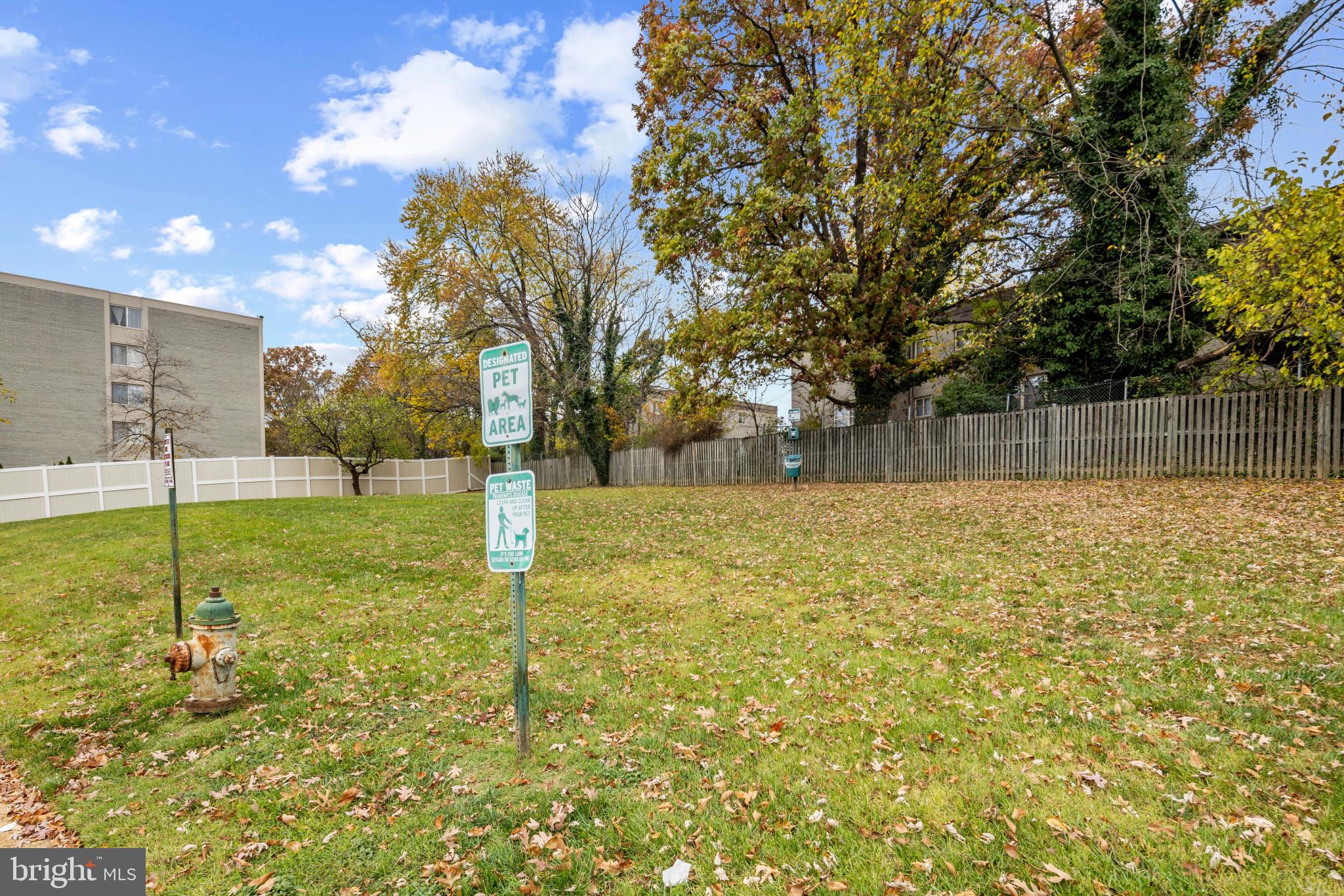 1824 Metzerott Road, Unit B5 Adelphi, MD 20783 - Photo 25 of 25 a view of a backyard