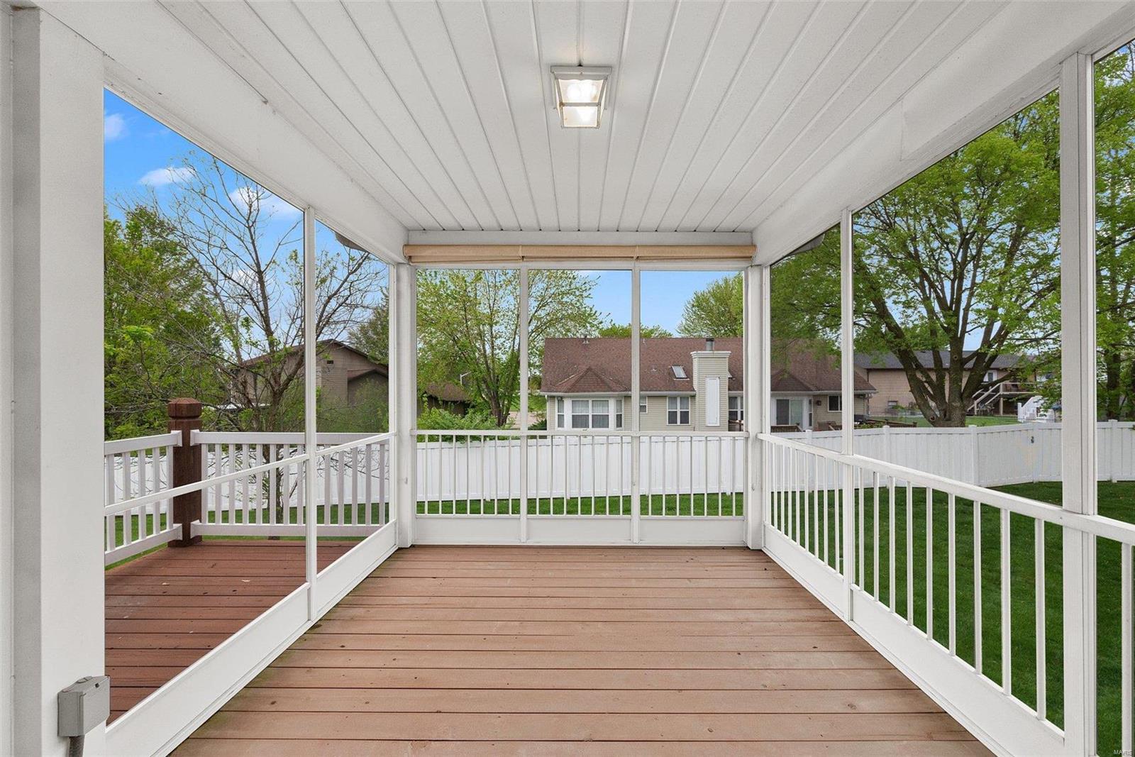 219 Fairgate Drive St. Peters, MO 63376 - Photo 3 of 44