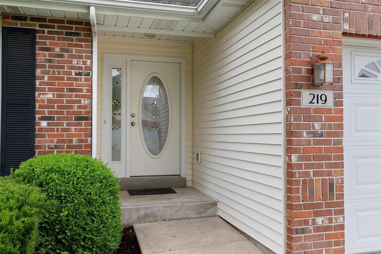 219 Fairgate Drive St. Peters, MO 63376 - Photo 5 of 44