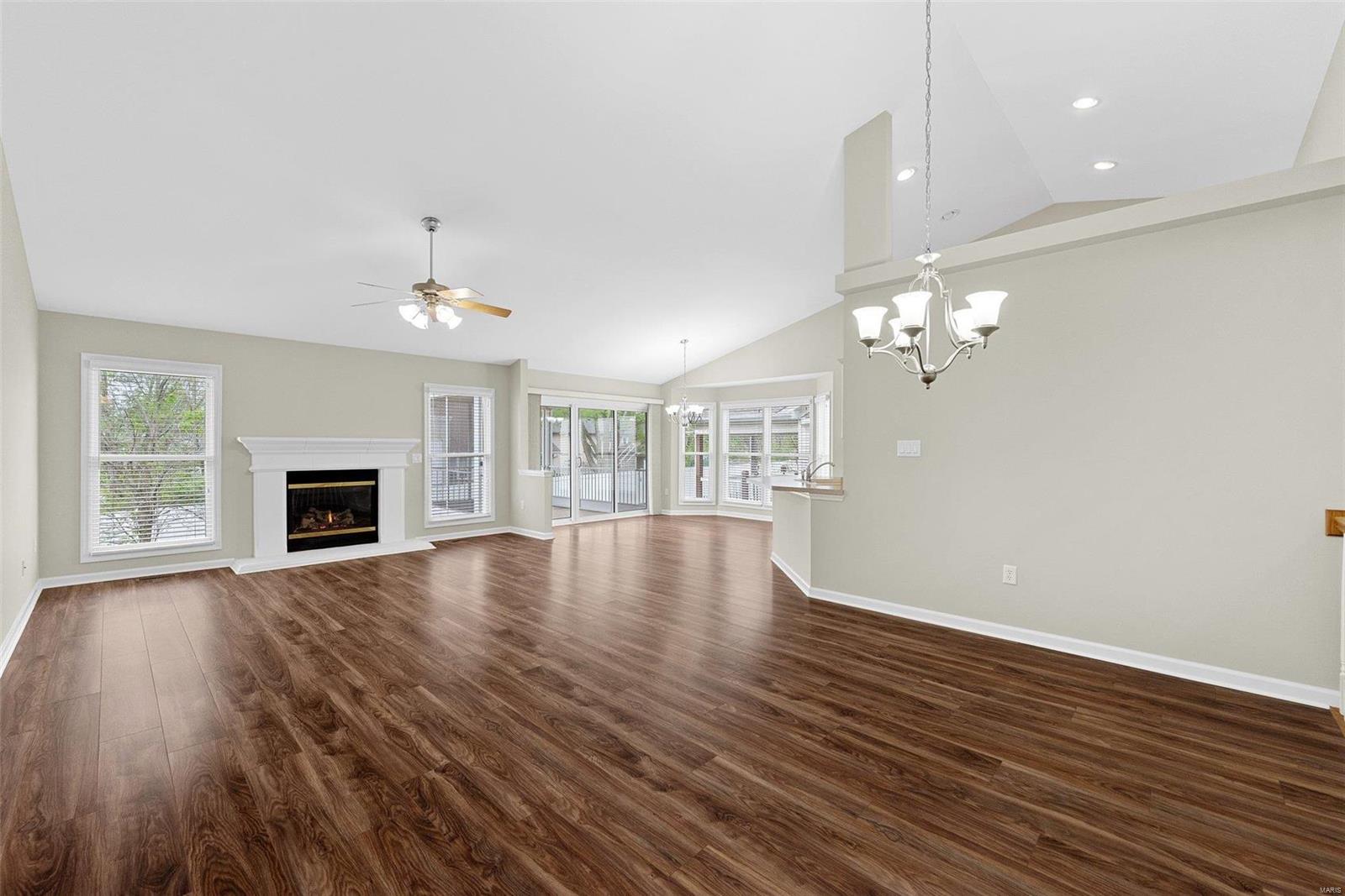 219 Fairgate Drive St. Peters, MO 63376 - Photo 7 of 44