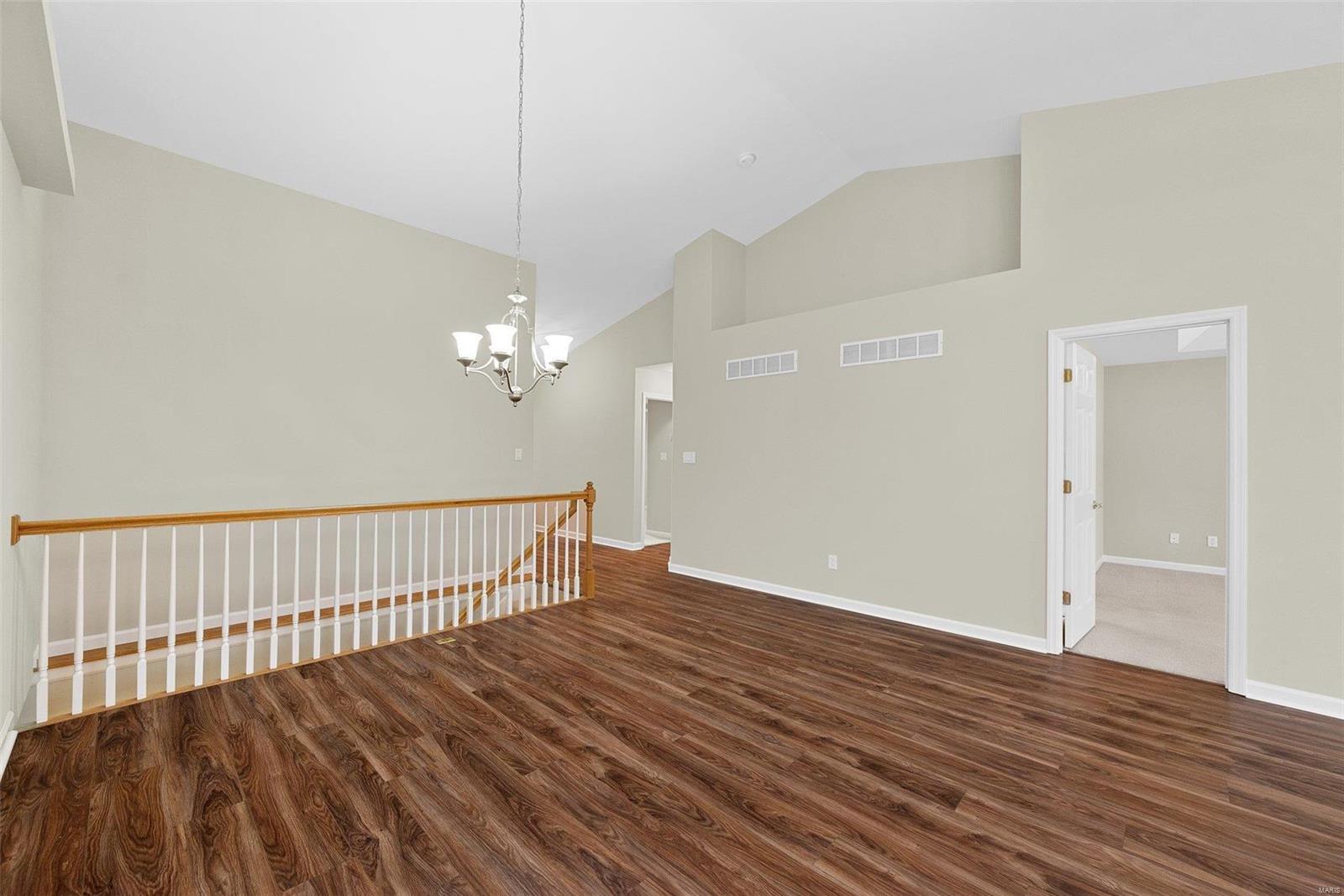 219 Fairgate Drive St. Peters, MO 63376 - Photo 9 of 44