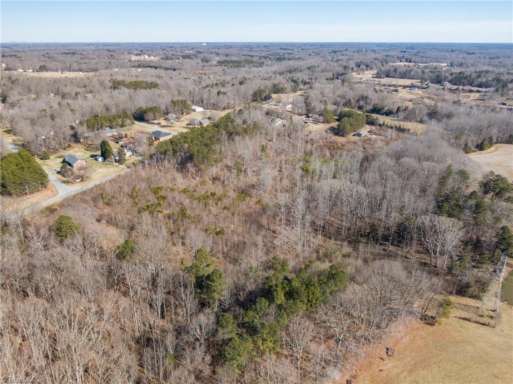 9178 County Line Road Kernersville, NC 27284 - Photo 17 of 28