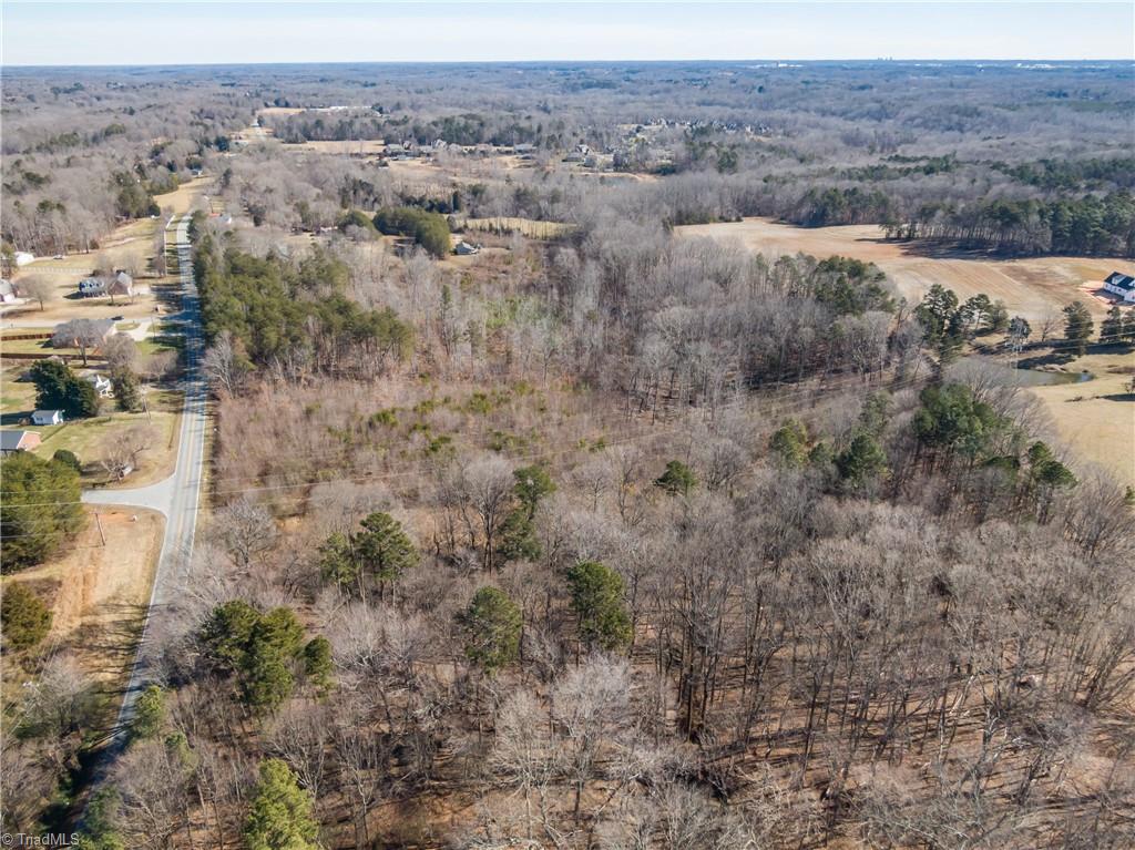 9178 County Line Road Kernersville, NC 27284 - Photo 19 of 28