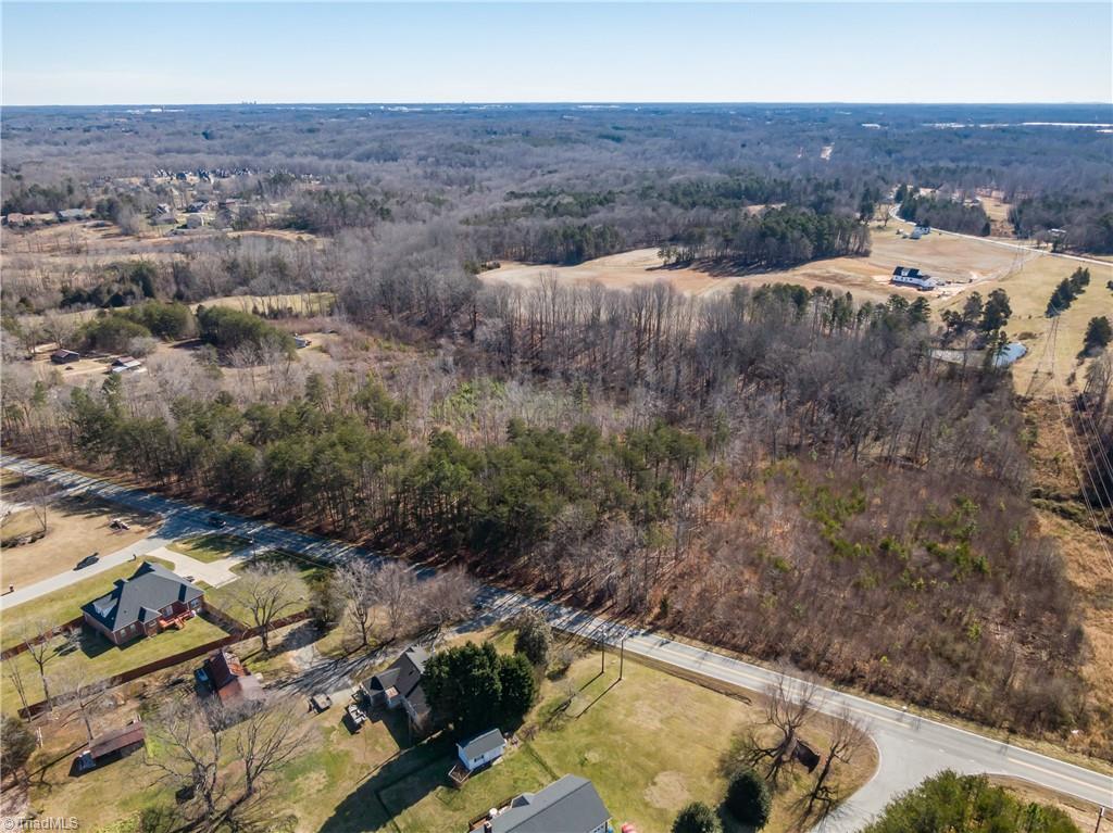 9178 County Line Road Kernersville, NC 27284 - Photo 22 of 28