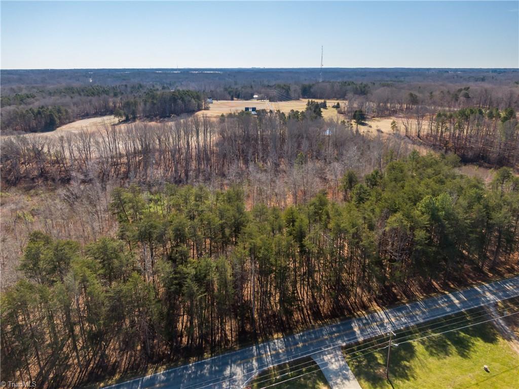 9178 County Line Road Kernersville, NC 27284 - Photo 24 of 28