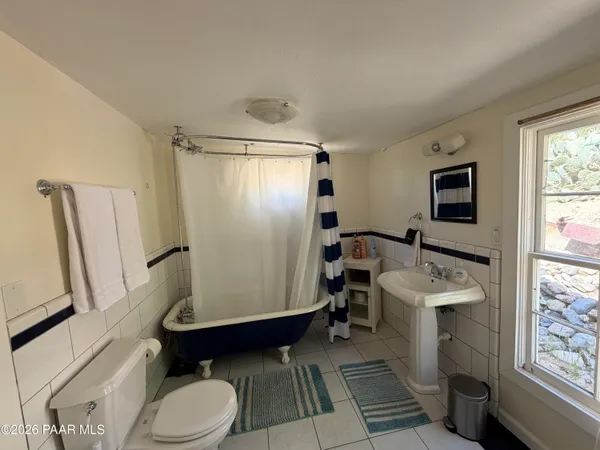 $1,650 | 411 South Cortez Street, Prescott, AZ 86303