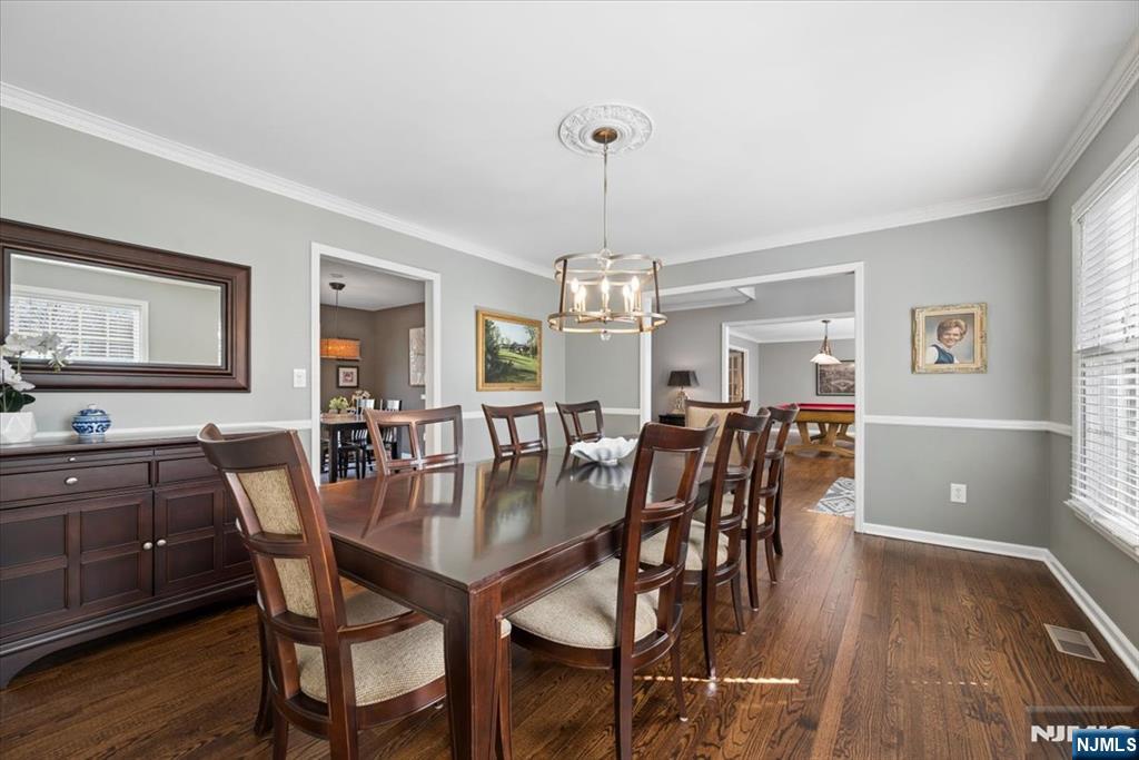 7 Robin Court Chester, NJ 07930 - Photo 14 of 48