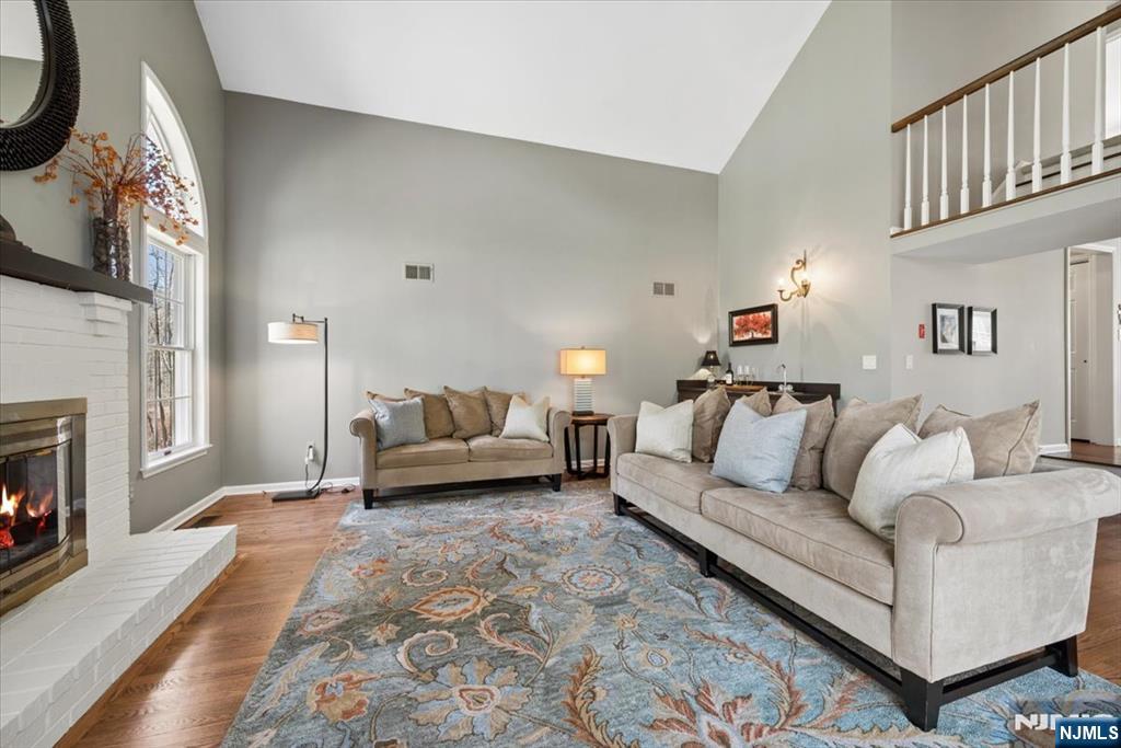 7 Robin Court Chester, NJ 07930 - Photo 16 of 48