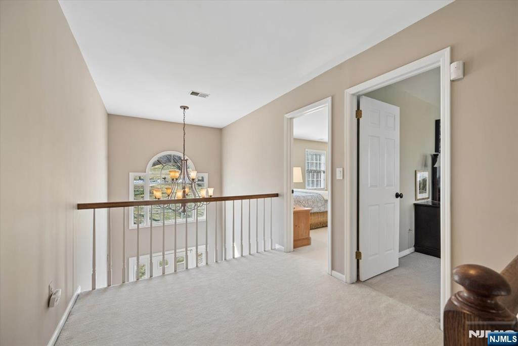7 Robin Court Chester, NJ 07930 - Photo 28 of 48