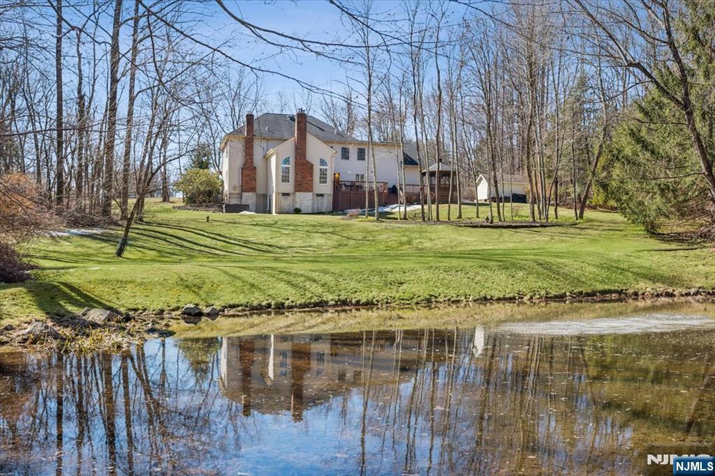 7 Robin Court Chester, NJ 07930 - Photo 38 of 48