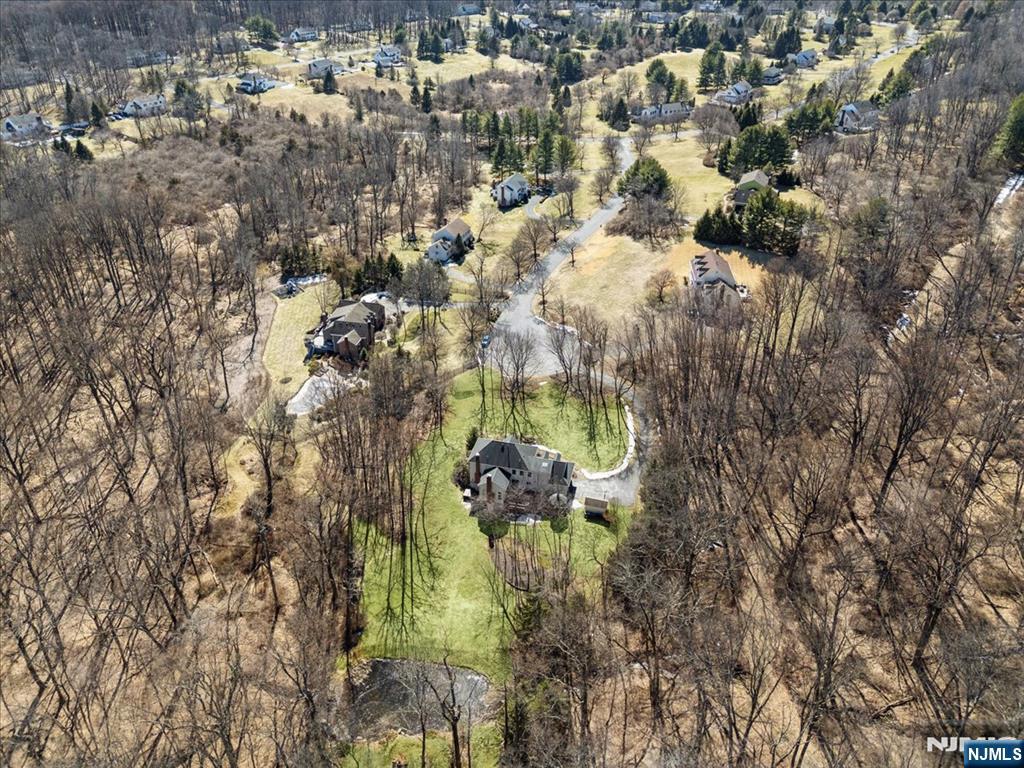 7 Robin Court Chester, NJ 07930 - Photo 44 of 48