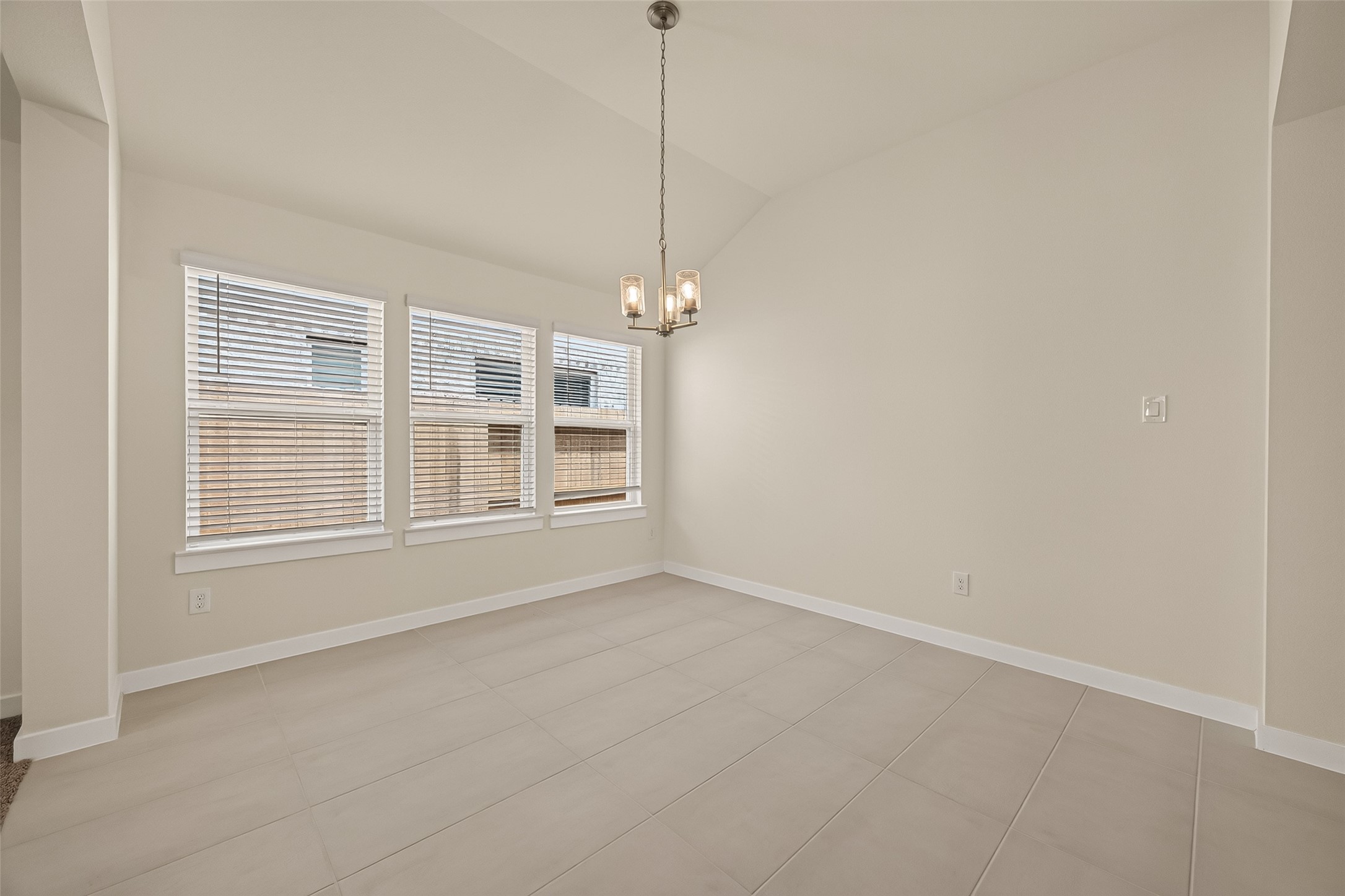 3423 Windmill Palm Drive Manvel, TX 77578 - Photo 7 of 49 Gallery Image 7