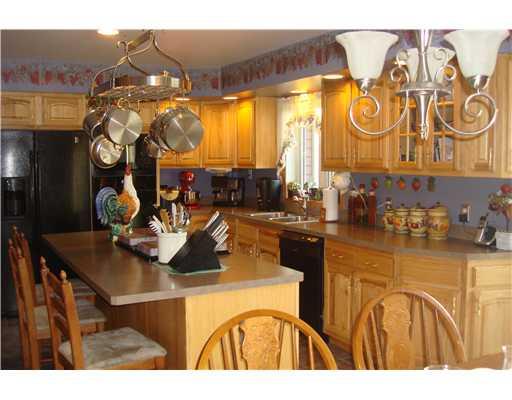 2320 Savannah Road New Castle, PA 16101 - Photo 3 of 17 Kitchen. Nice Island