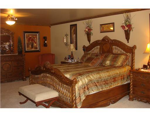 2320 Savannah Road New Castle, PA 16101 - Photo 7 of 17 Master Bedroom.