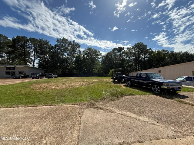 $120,000 | Delaware Avenue, McComb, MS 39648