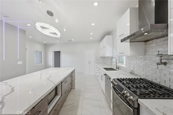 $8,490 | 8647 Corbin Avenue, Winnetka, CA 91306