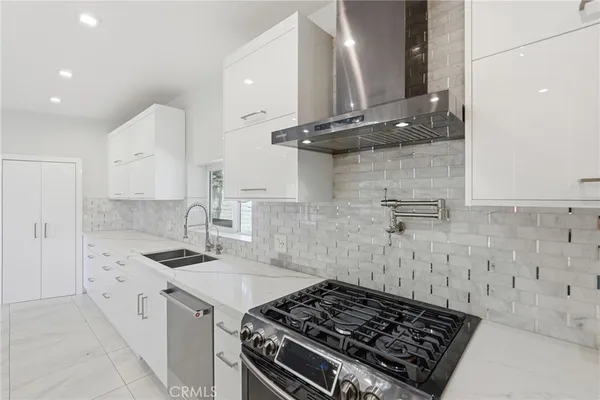 $8,490 | 8647 Corbin Avenue, Winnetka, CA 91306