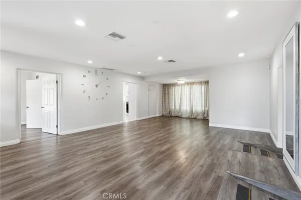 $8,490 | 8647 Corbin Avenue, Winnetka, CA 91306