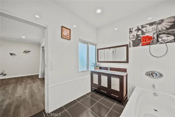 $8,490 | 8647 Corbin Avenue, Winnetka, CA 91306