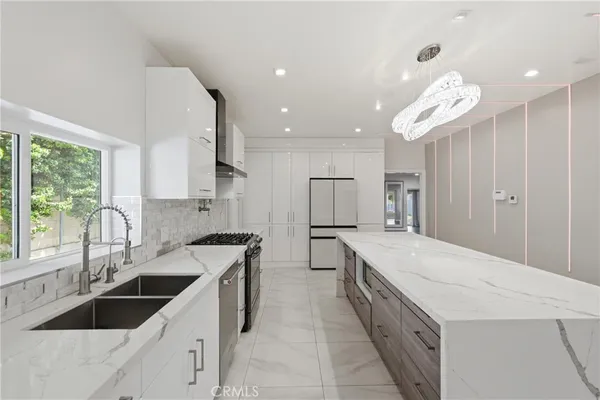 $8,490 | 8647 Corbin Avenue, Winnetka, CA 91306