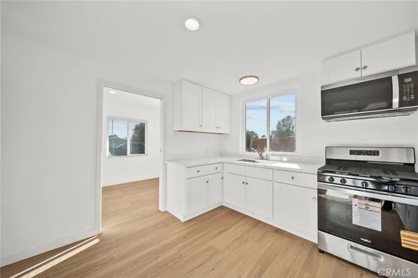 $8,490 | 8647 Corbin Avenue, Winnetka, CA 91306