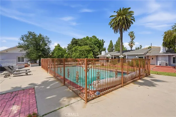 $8,490 | 8647 Corbin Avenue, Winnetka, CA 91306