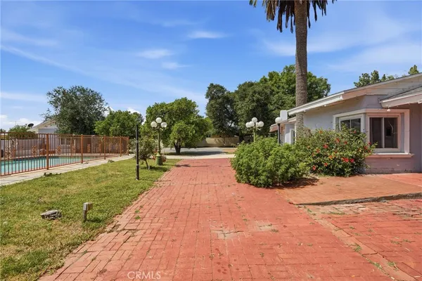 $8,490 | 8647 Corbin Avenue, Winnetka, CA 91306