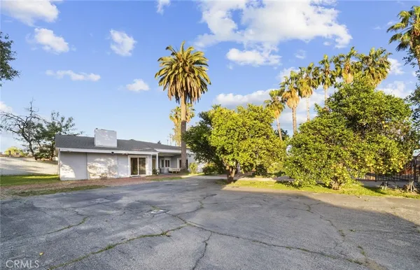 $8,490 | 8647 Corbin Avenue, Winnetka, CA 91306