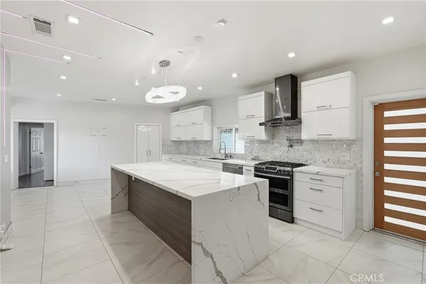 $8,490 | 8647 Corbin Avenue, Winnetka, CA 91306