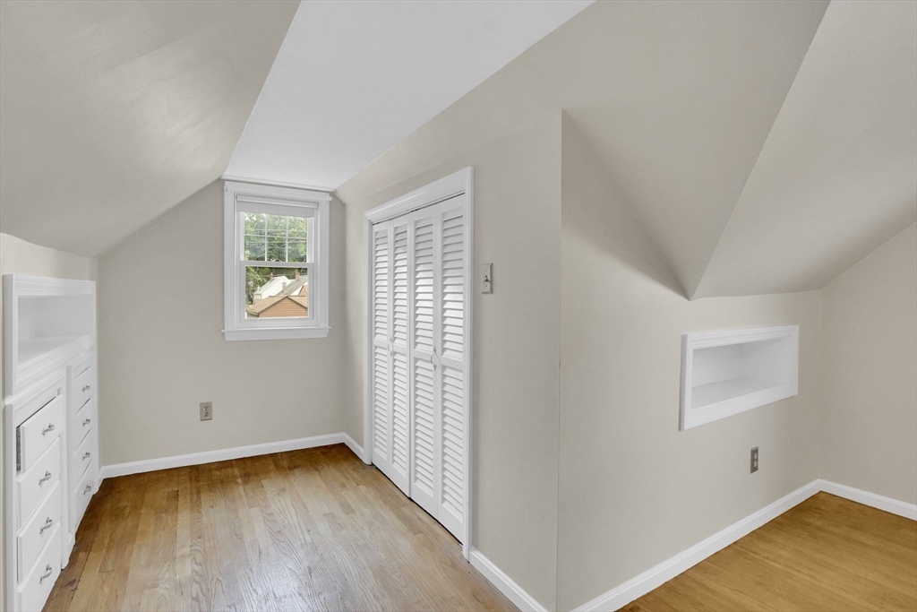 328 Hartwick Street Springfield, MA 01108 - Photo 24 of 37