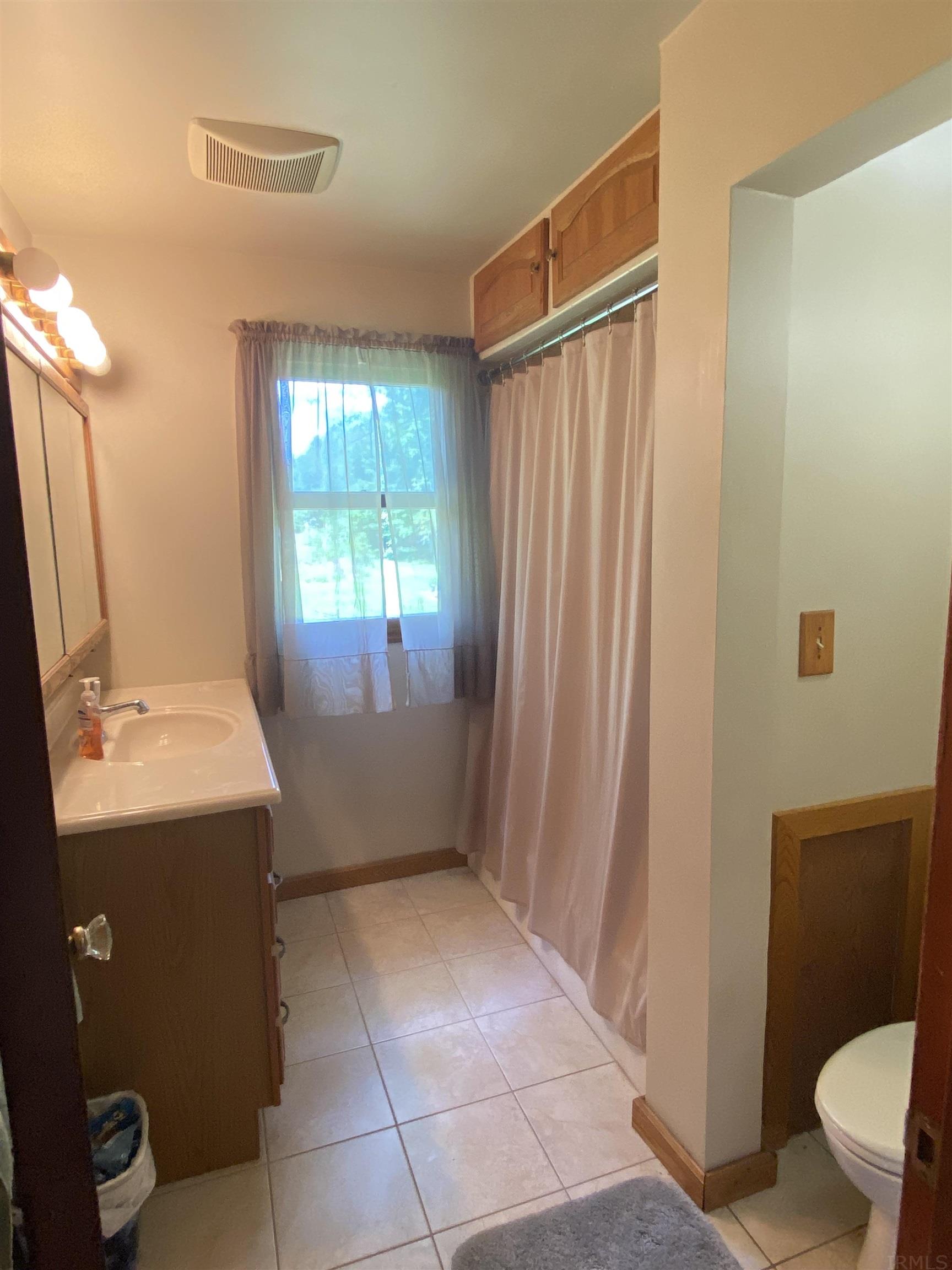 16471 Ireland Road Mishawaka, IN 46544 - Photo 10 of 15 Gallery Image 10